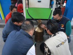 Cegah Kecurangan Penjualan BBM, Polres Lamongan Sidak SPBU Jelang Mudik Lebaran