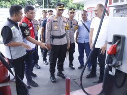Polres Situbondo Sidak SPBU, Pastikan Stok dan Takaran BBM Aman Jelang Idul Fitri
