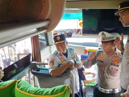Cek Terminal Bus, Kapolres Jember Pastikan Kelayakan Angkutan Lebaran