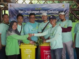PLN Icon Plus Selenggarakan CSR Hari Lingkungan Hidup Di Ekowisata Mangrove Wonorejo Surabaya