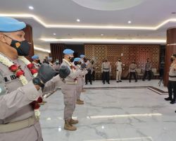 Kapolda Jatim Pimpin Upacara Penyambutan Personil Polda Jatim Satgas Garbha FPU 2 Minusca dan Satgas Garbha FPU 12 UNAMID /UN