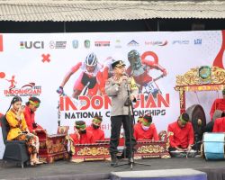 Polresta Banyuwangi All Out Lakukan Pengamanan Kejurnas Balap Sepeda INC 2022
