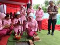 Ketua Pengurus YKB Daerah Jatim Letakan Batu Pertama Pembangunan TK Kemala Bhayangkari 66