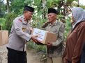 Polres Trenggalek Laksanakan Patroli Wilayah Sambil Berbagi Sembako