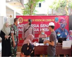 Satgas Covid Bersama Koramil Pajarakan Kawal Vaksinasi Di Pondok Pesantren 
