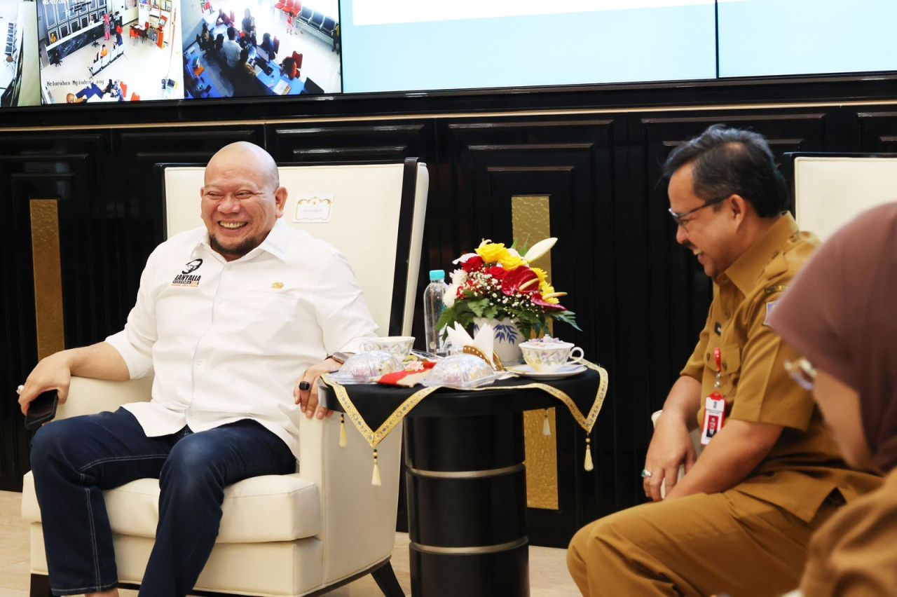Kunjungi Pemkot Surabaya, Ketua DPD RI Komit Jaga Kewenangan Daerah untuk Pembangunan yang Berkeadil