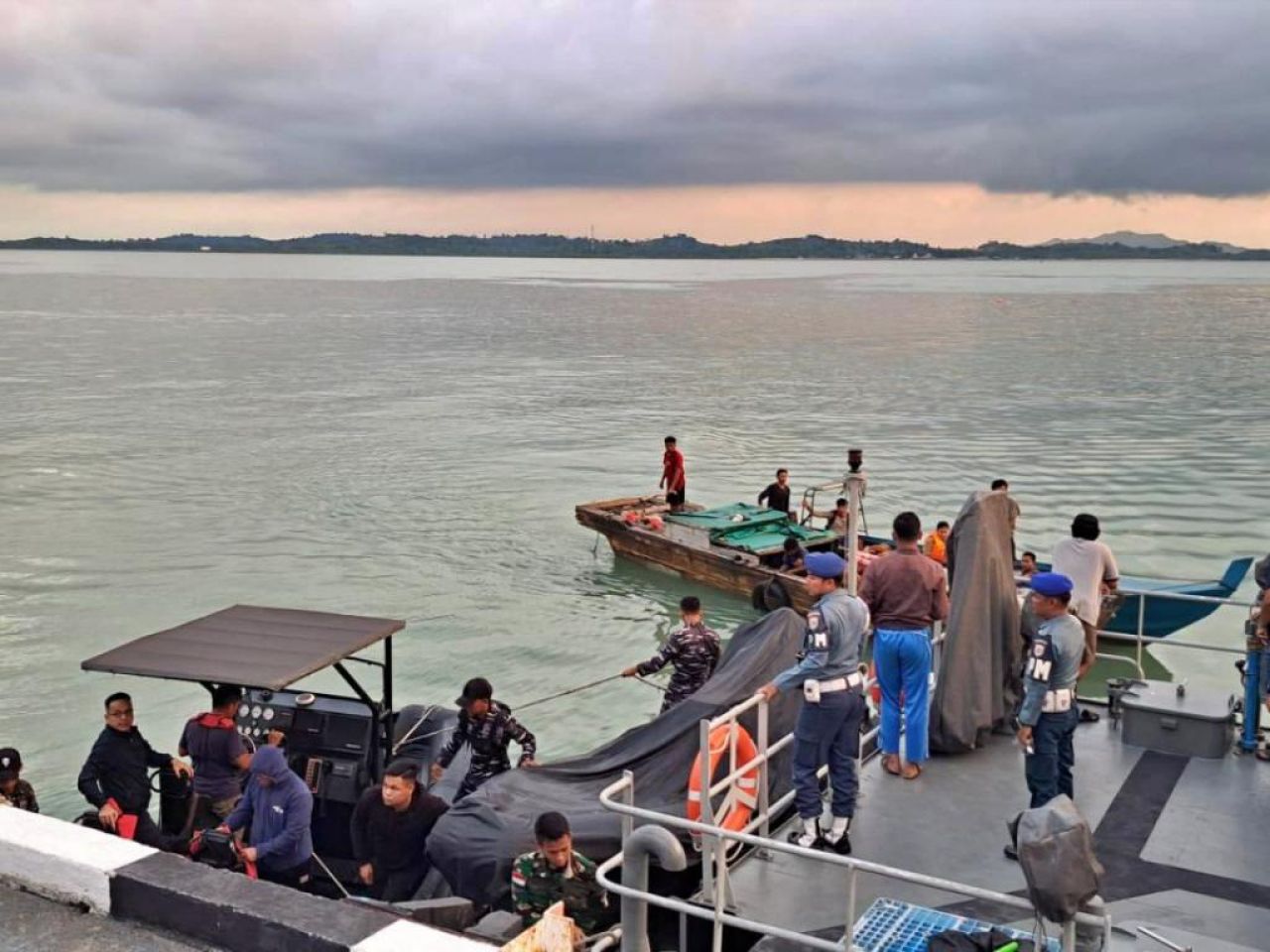 TNI AL BERHASIL GAGALKAN PENCURIAN DI PERAIRAN TANJUNG BALAI KARIMUN