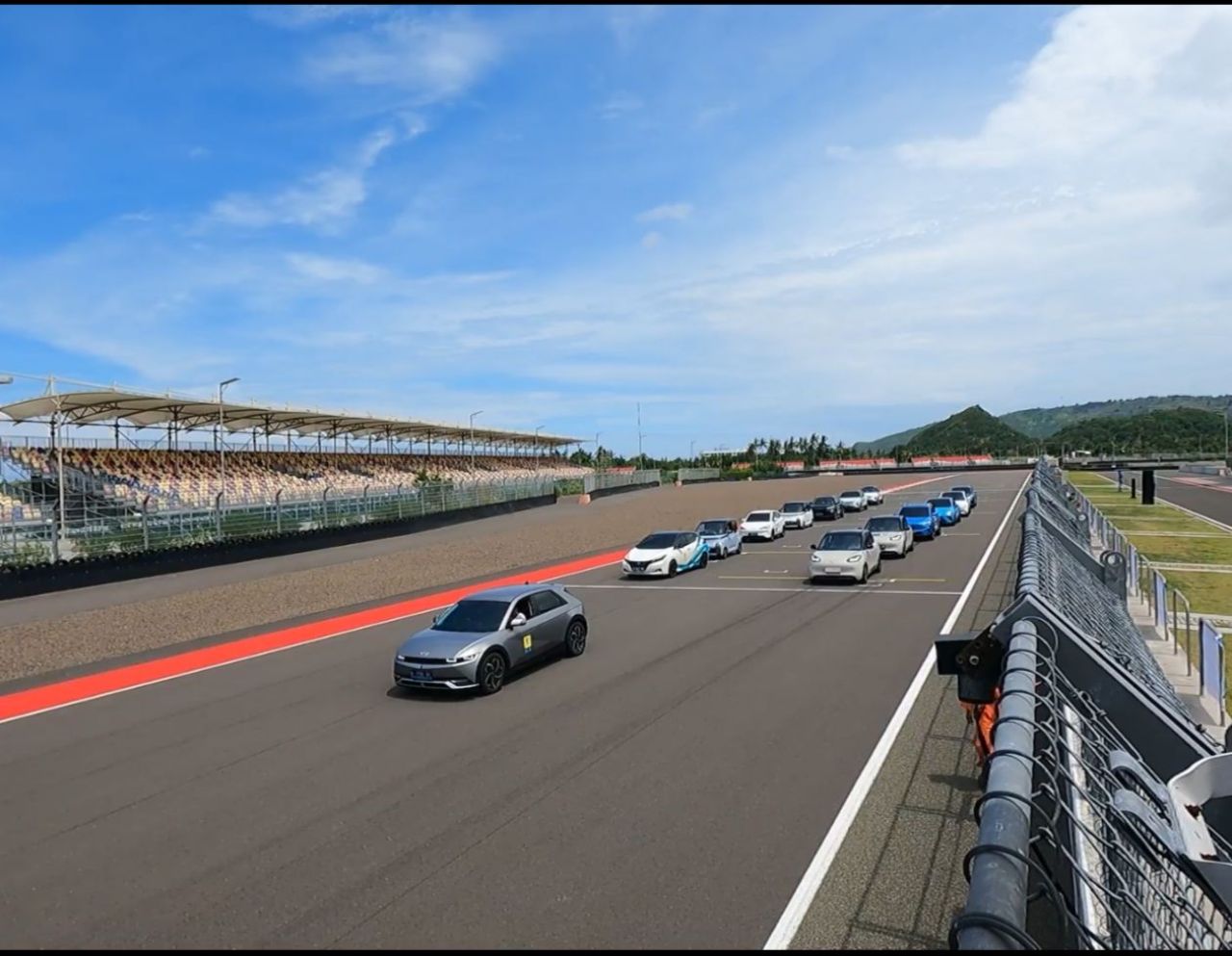 PLN Icon Plus Sukses Gelar EV Journey Experience, Jakarta - Mandalika Tanpa Hambatan  