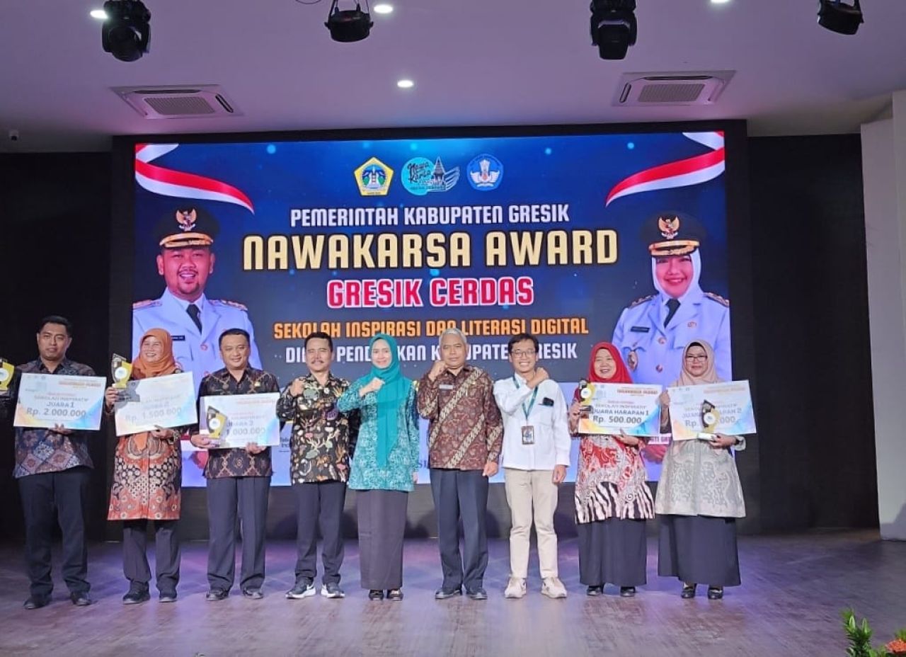 PLN Icon Plus Ikut Sukseskan Acara Nawakarsa Award Gresik Cerdas Bersama Dinas Pendidikan Kab. Gresik