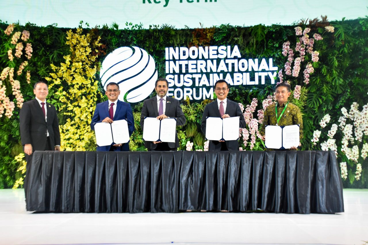 PLN Gandeng Pupuk Indonesia dan ACWA Power untuk Produksi Hidrogen dan Amonia Hijau
