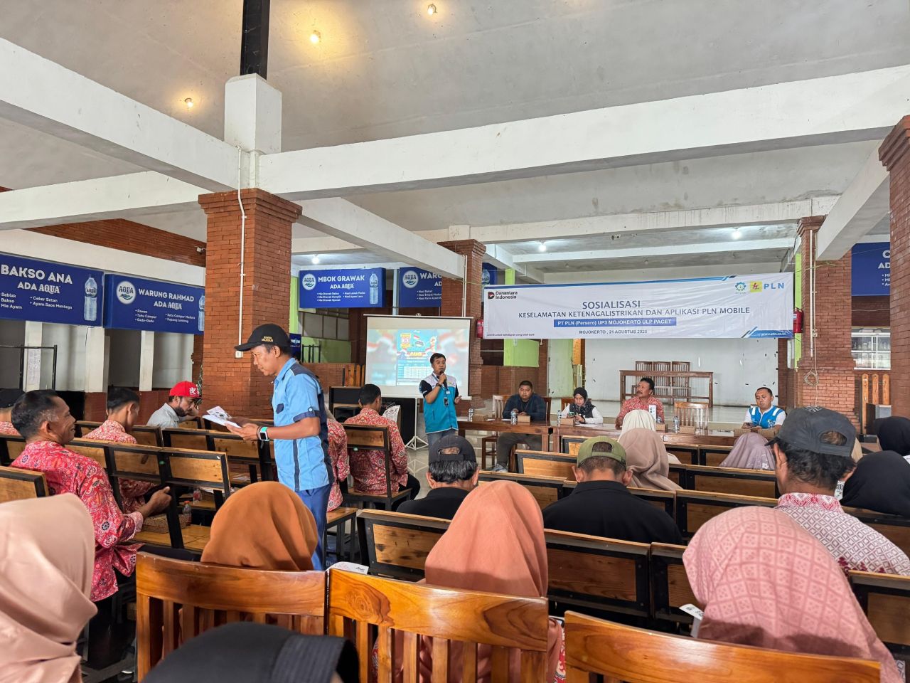 PLN Icon Plus Jatim Gandeng PLN ULP Pacet Perkuat Layanan Melalui Program Pemasaran Bersama di Mojokerto