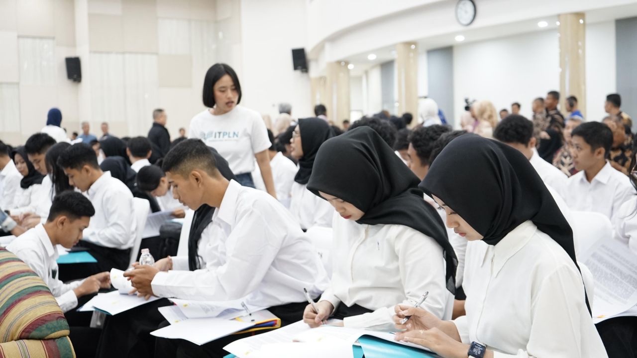 Semarak HPN, 109 Mahasiswa ITPLN Resmi Bergabung dalam Program Ikatan Kerja PLN