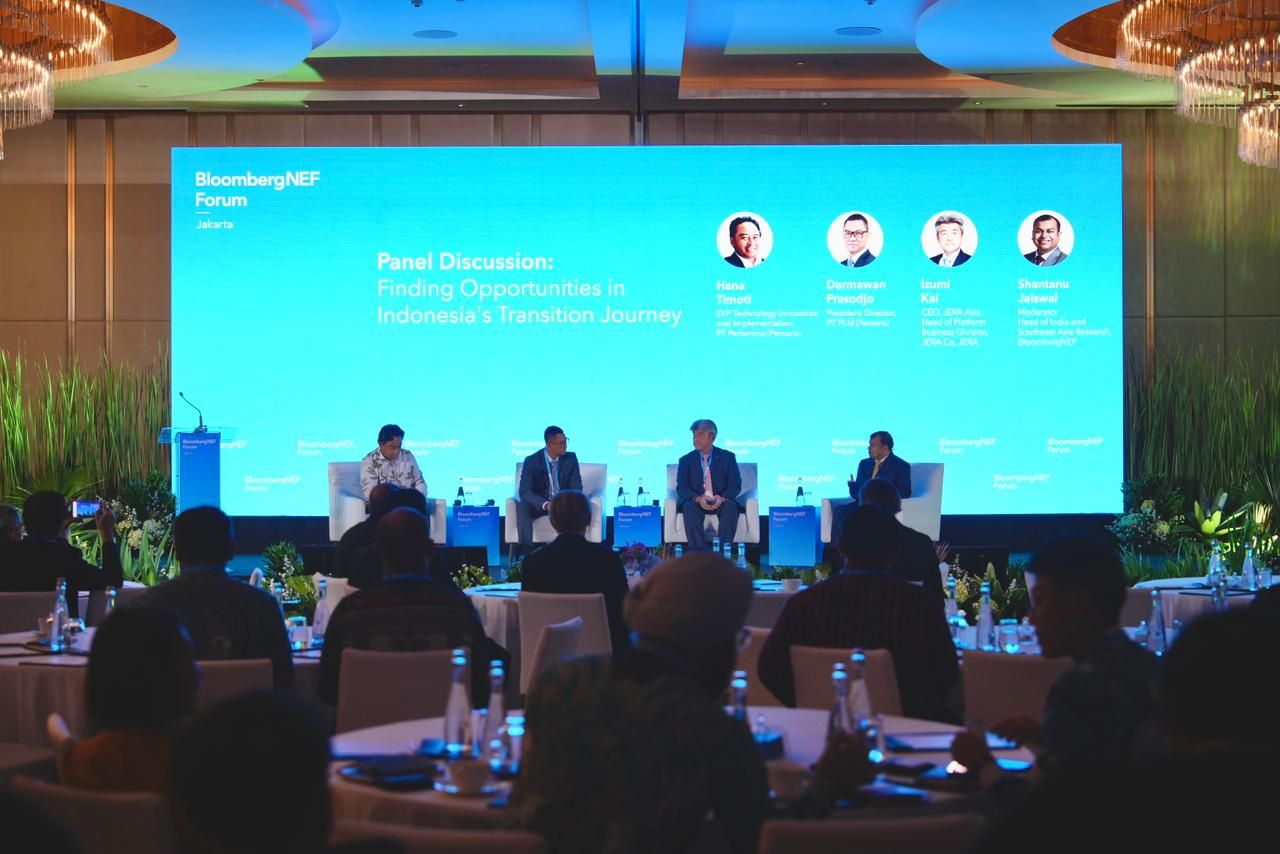 Semangat Hari Sumpah Pemuda, PLN Siap Jadi Motor Dekarbonisasi, Hashim Tegaskan Posisi RI Di Paris Agreement