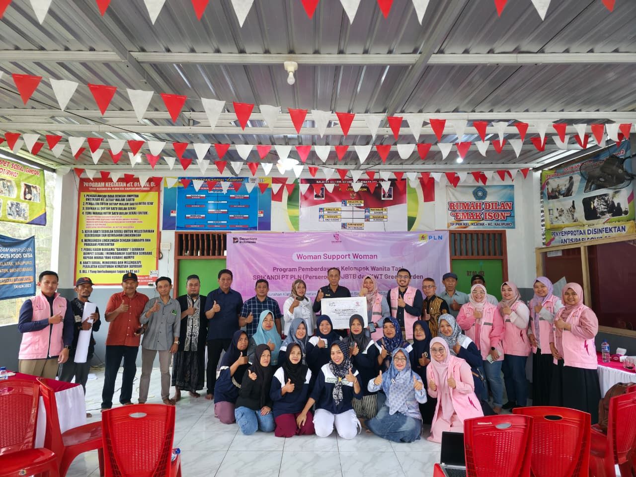 Srikandi PLN UIP JBTB Dukung Ketahanan Pangan Lewat Program "Woman Support Woman" dan Bantuan Green House