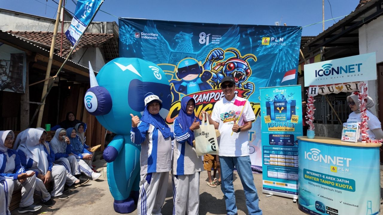 Semarak Kemerdekaan di Kampoeng Cenggeret Malang, ICONNET Jatim Perkuat Kedekatan dengan Masyarakat