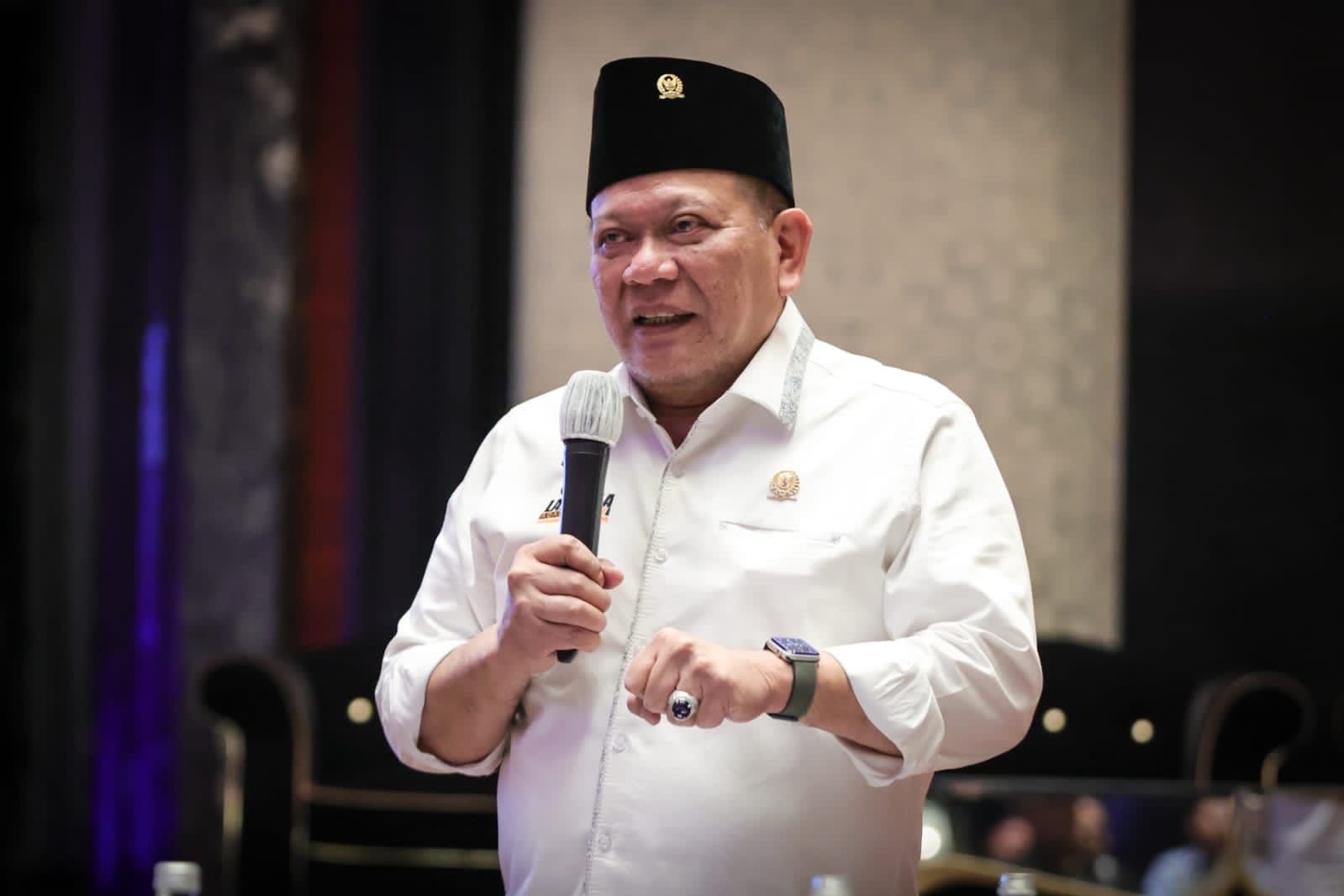 Demo Mahasiswa Cirebon Berakhir Ricuh, LaNyalla Minta Aparat Tidak Represif