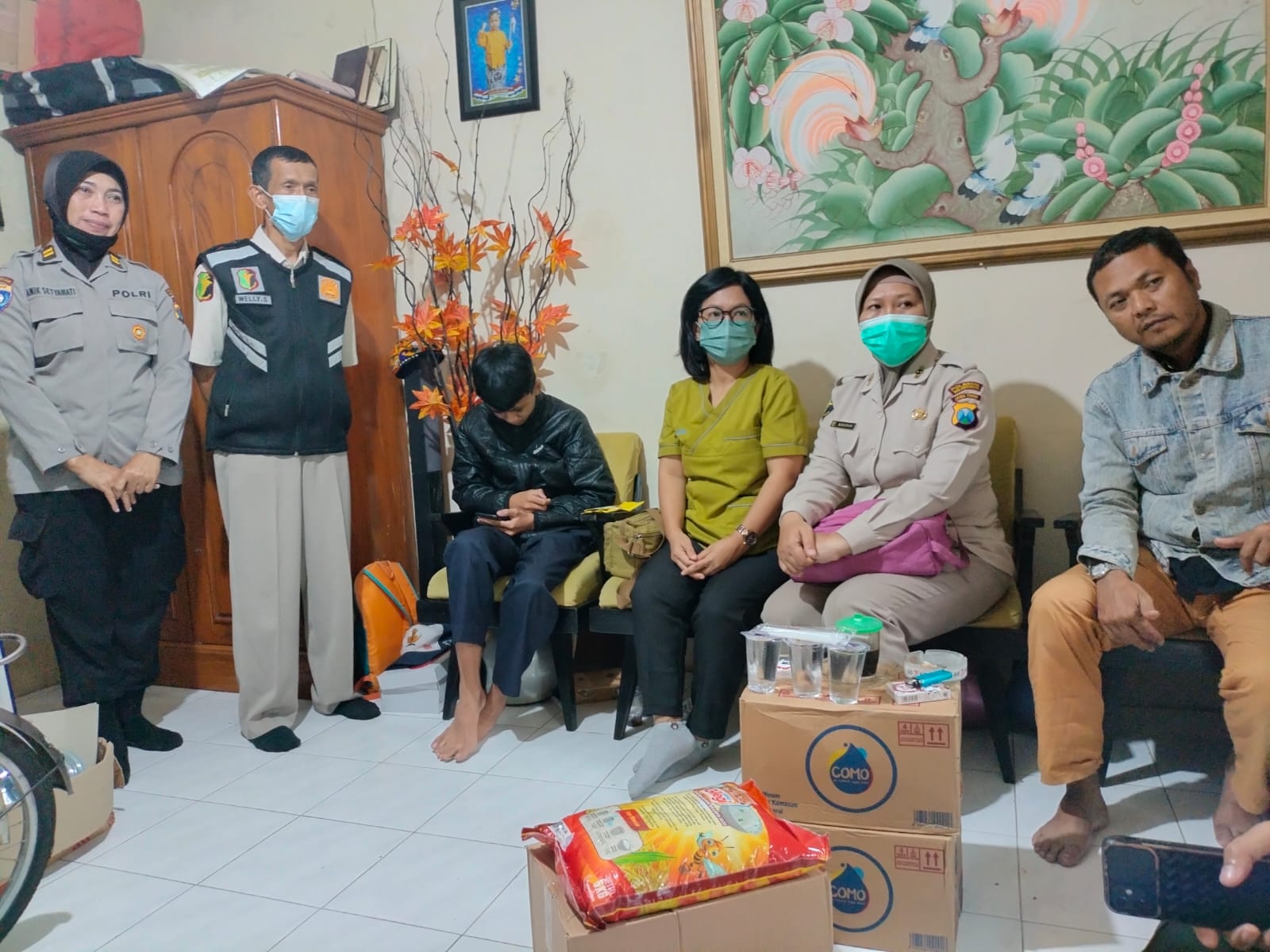 Polresta Malang Kota Sambangi Korban Tragedi Kanjuruhan Alami Iritasi Mata