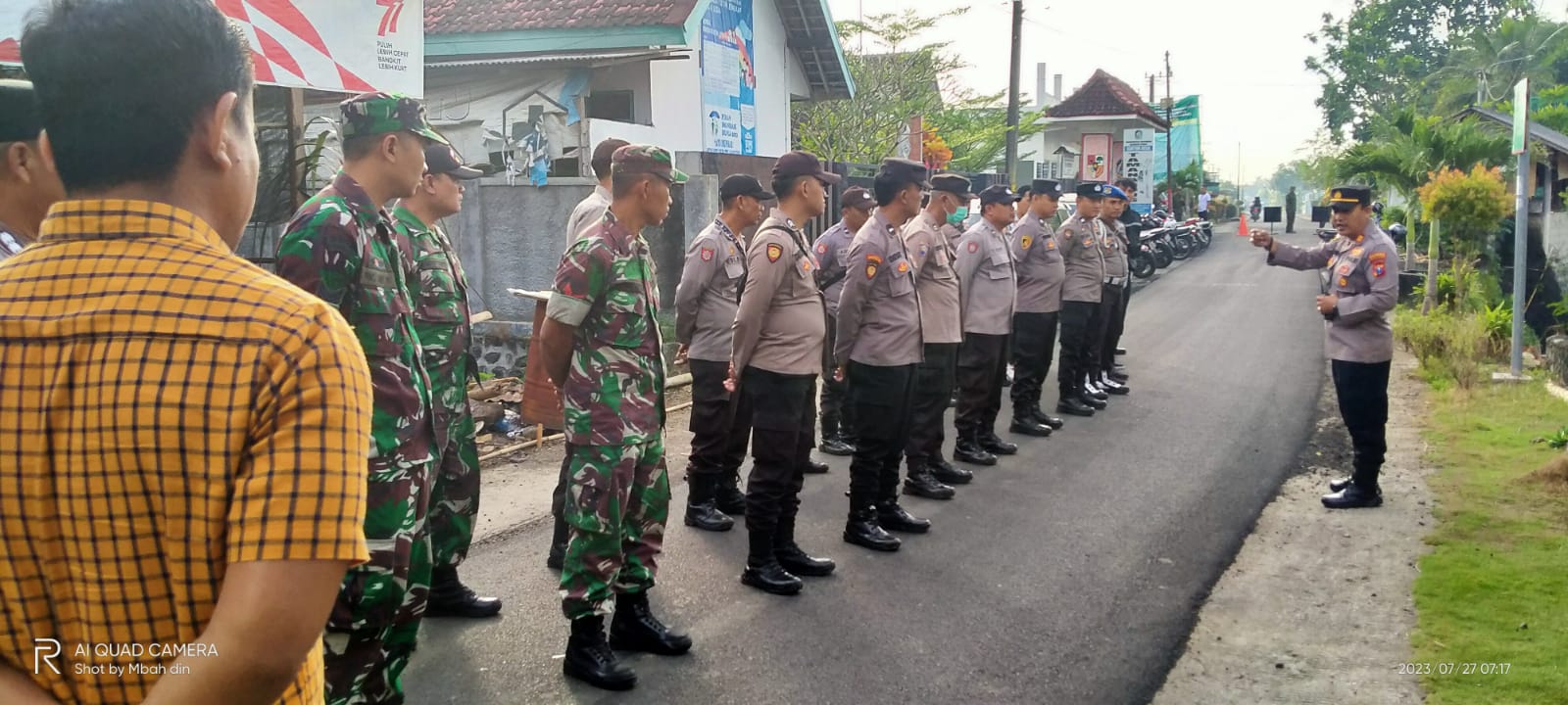 Sinergitas TNI Polri Pilkades PAW di Cluring Banyuwangi Kondusif