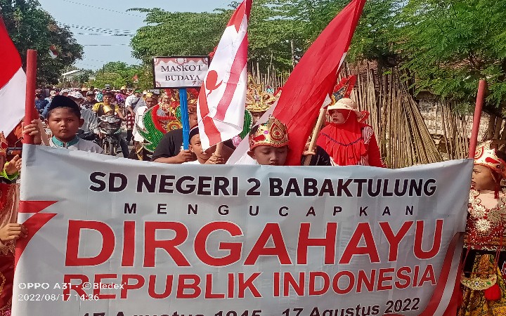 Sambut HUT RI Ke-77 SDN 2 Babaktulung Gelar Festival Karnaval bersama